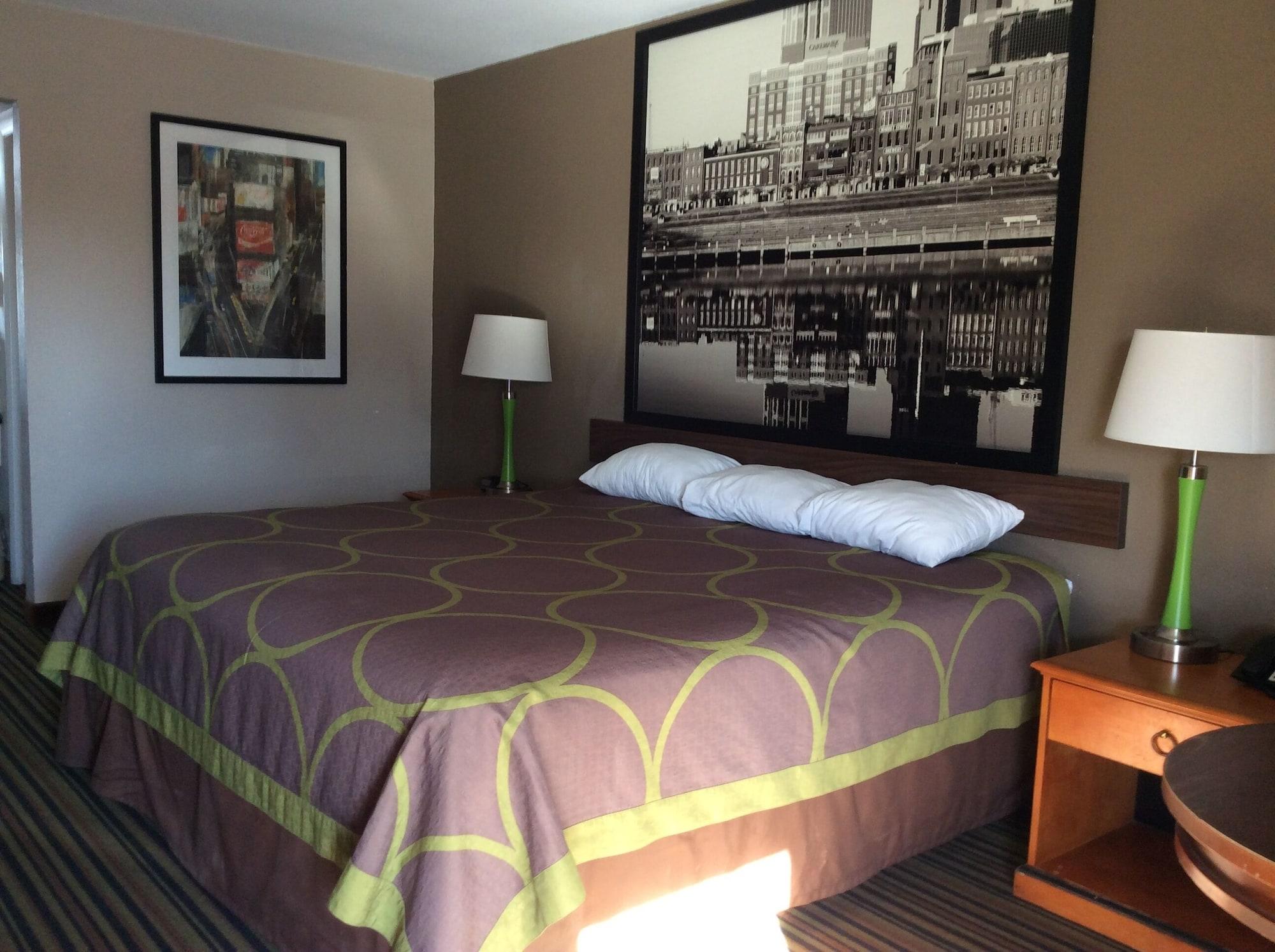 Super 8 By Wyndham Chattanooga/Ийст Ридж Екстериор снимка