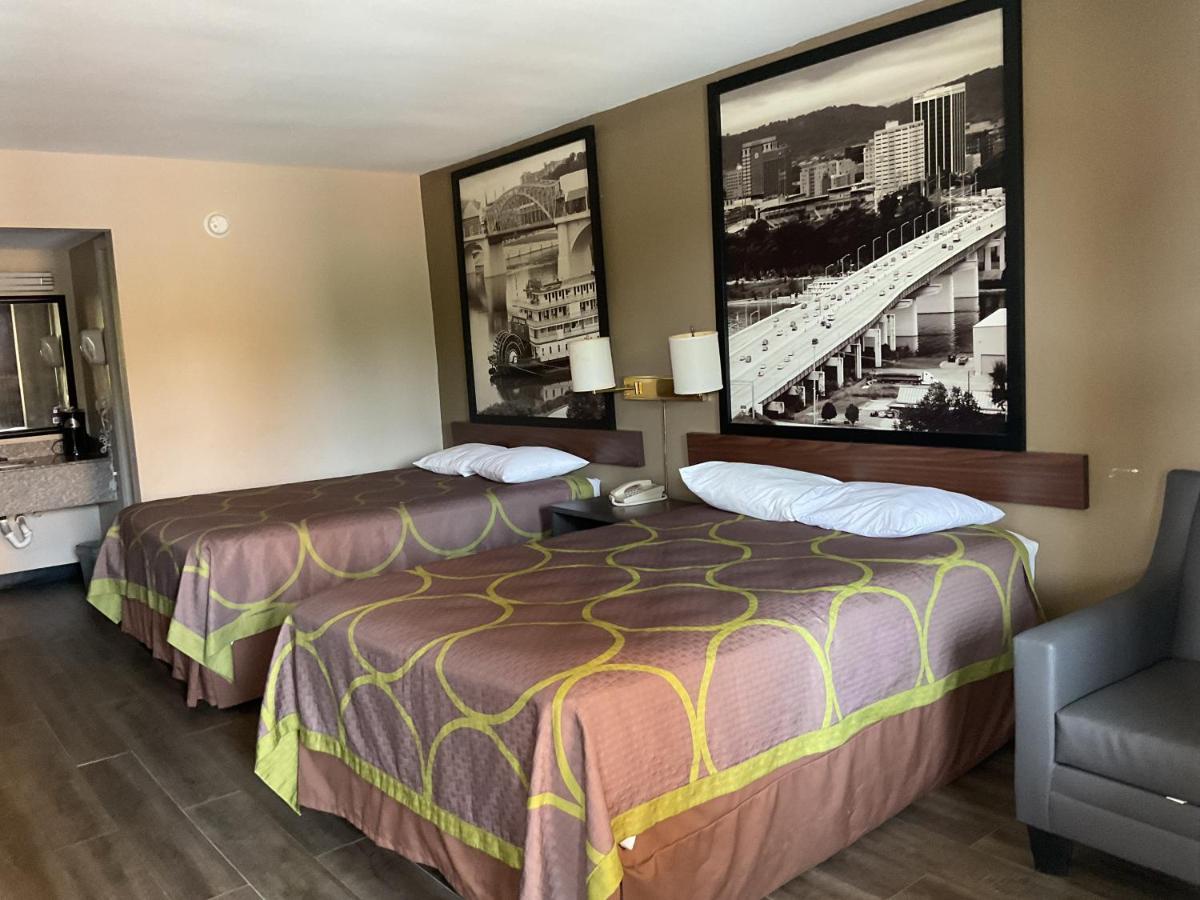 Super 8 By Wyndham Chattanooga/Ийст Ридж Екстериор снимка