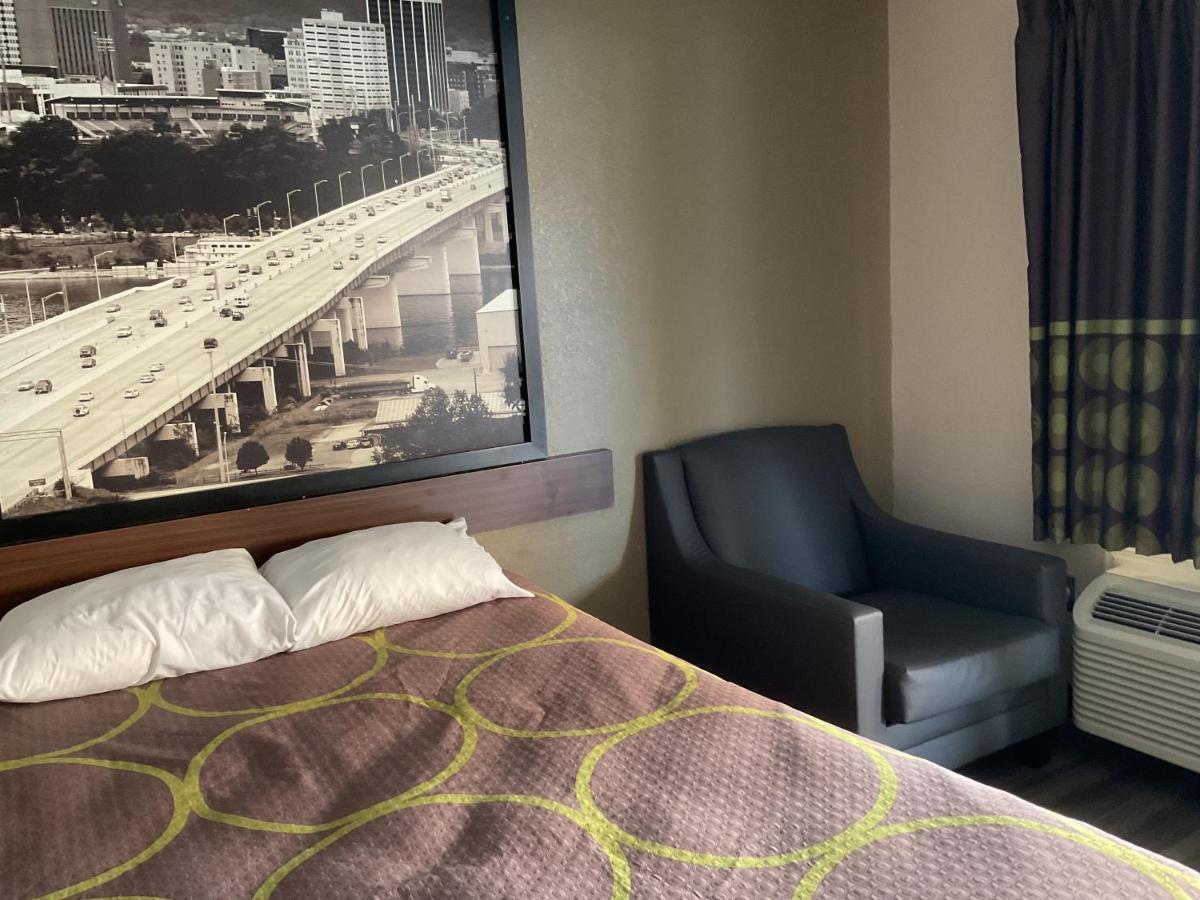 Super 8 By Wyndham Chattanooga/Ийст Ридж Екстериор снимка